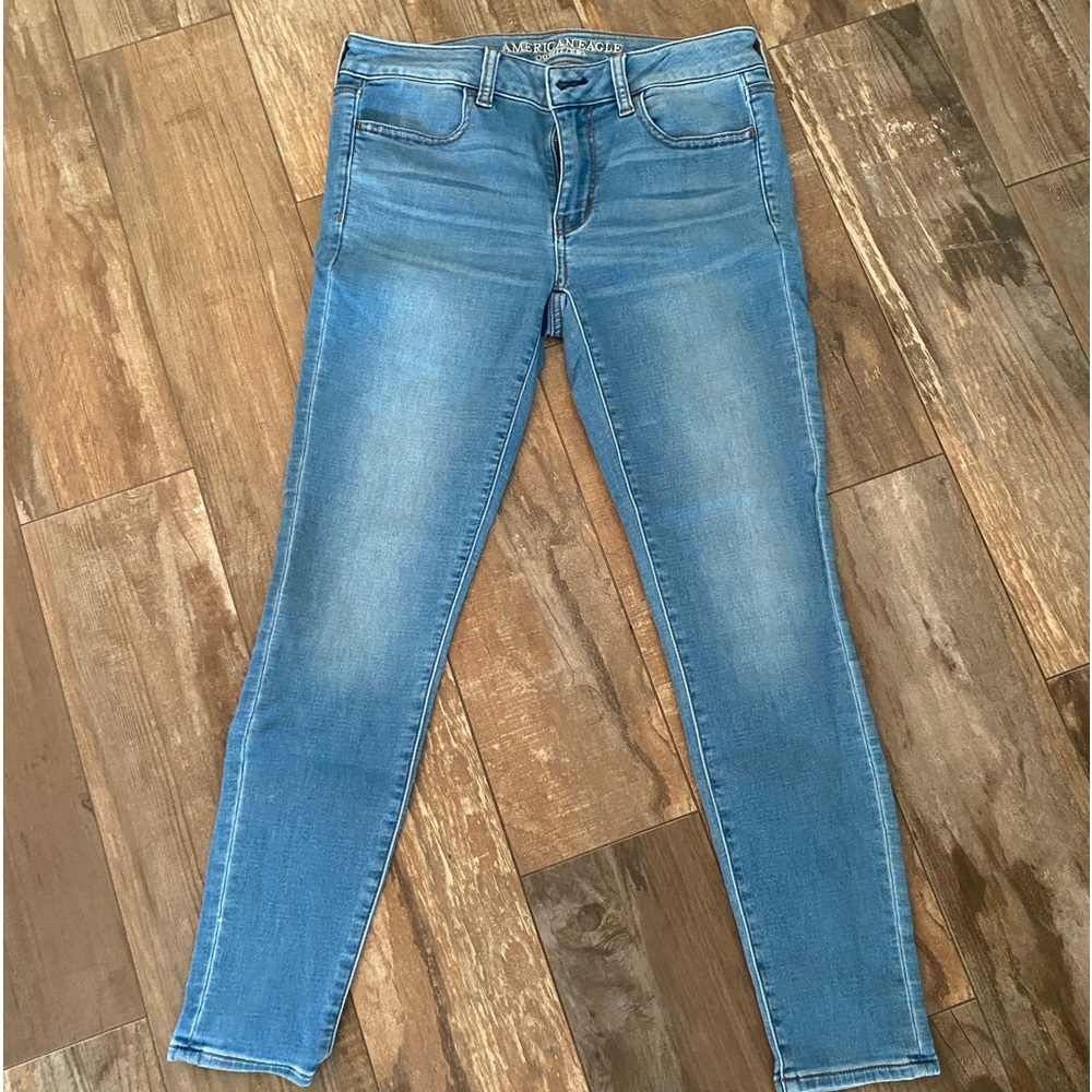 AE Jean